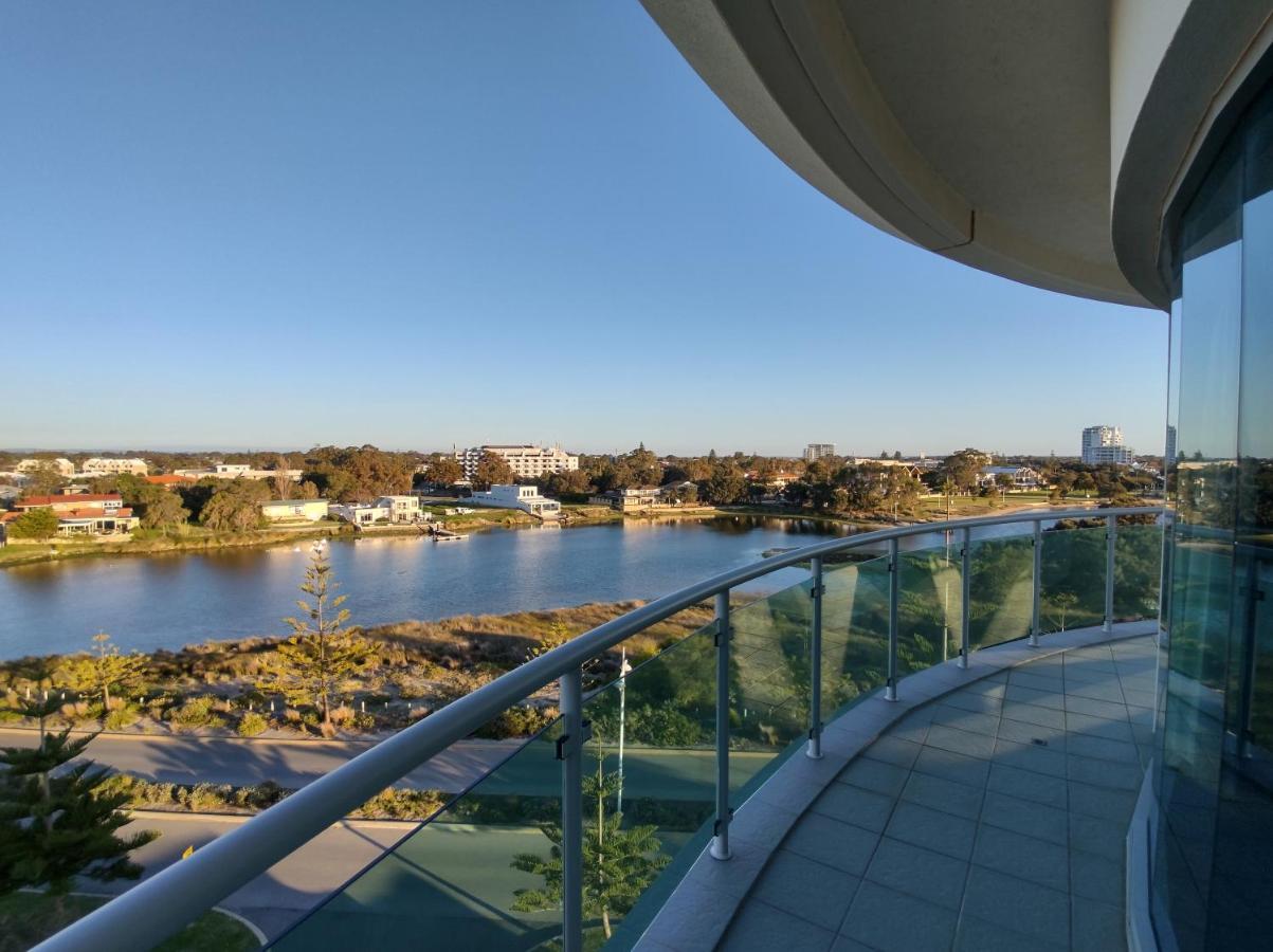 A 406 Fantastic Ocean Beach And Marina View Apt - Mandurah Exterior foto